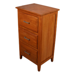 Chest of Drawers 18