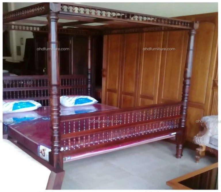 Poster Cot with Grassy Queen Size Bed in Teak Wood