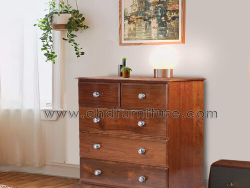 Mid Century Chest of Drawers in Teak Wood