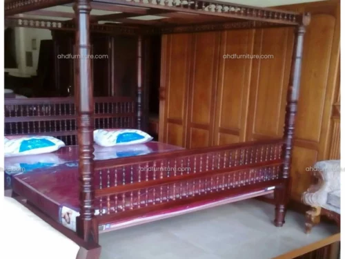 Poster Cot with Grassy King Size Bed in Teak Wood