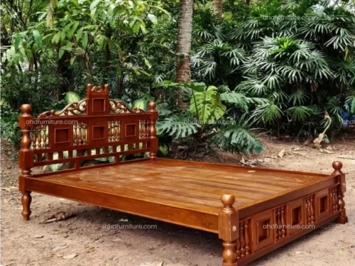 Crown King Size Bed in Mahogany Wood