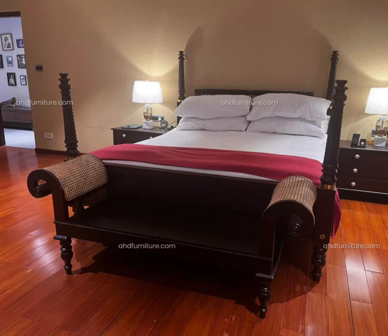 Half Canopy King Size Poster Bed In Mahogany Wood