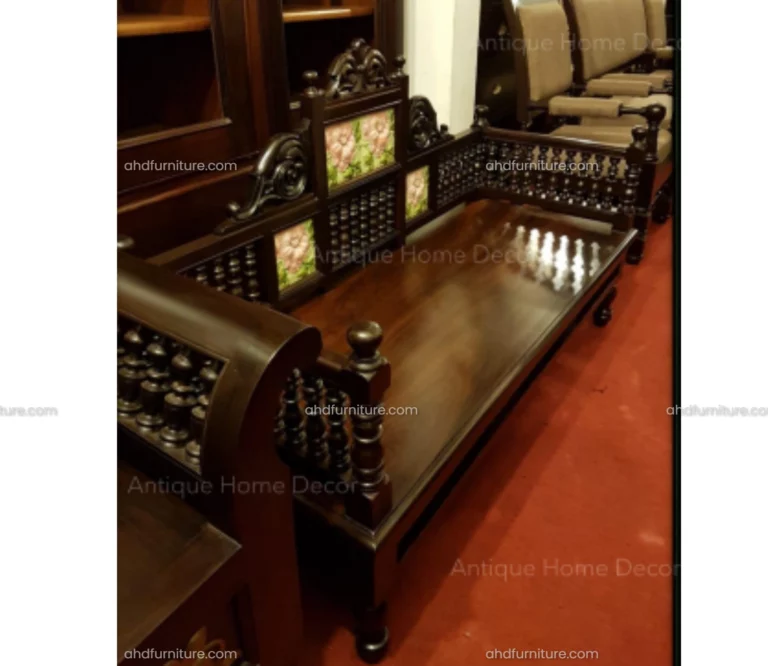 Dallas Diwan Cot With Spindles In Teak Wood
