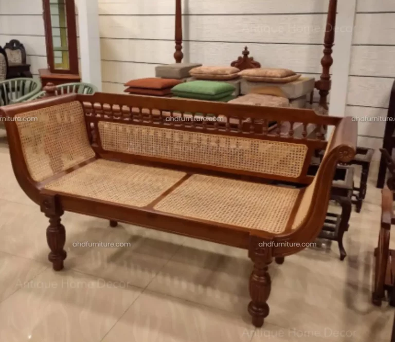 Gelosia Diwan Cot With Cane In Teak Wood