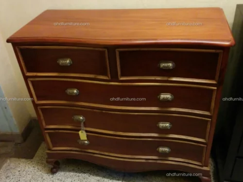 Chest of Drawers 3