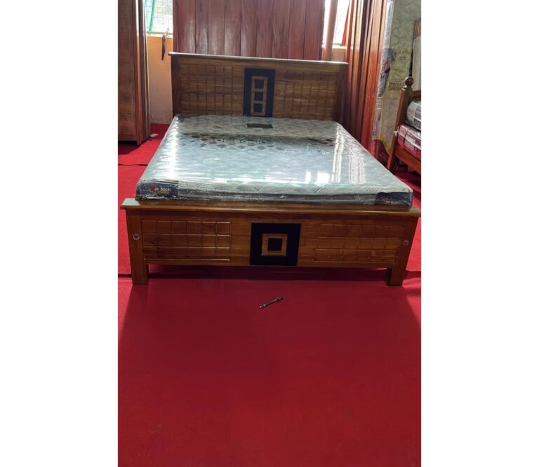 G1 Wooden Cot King Size Bed In Teak Wood